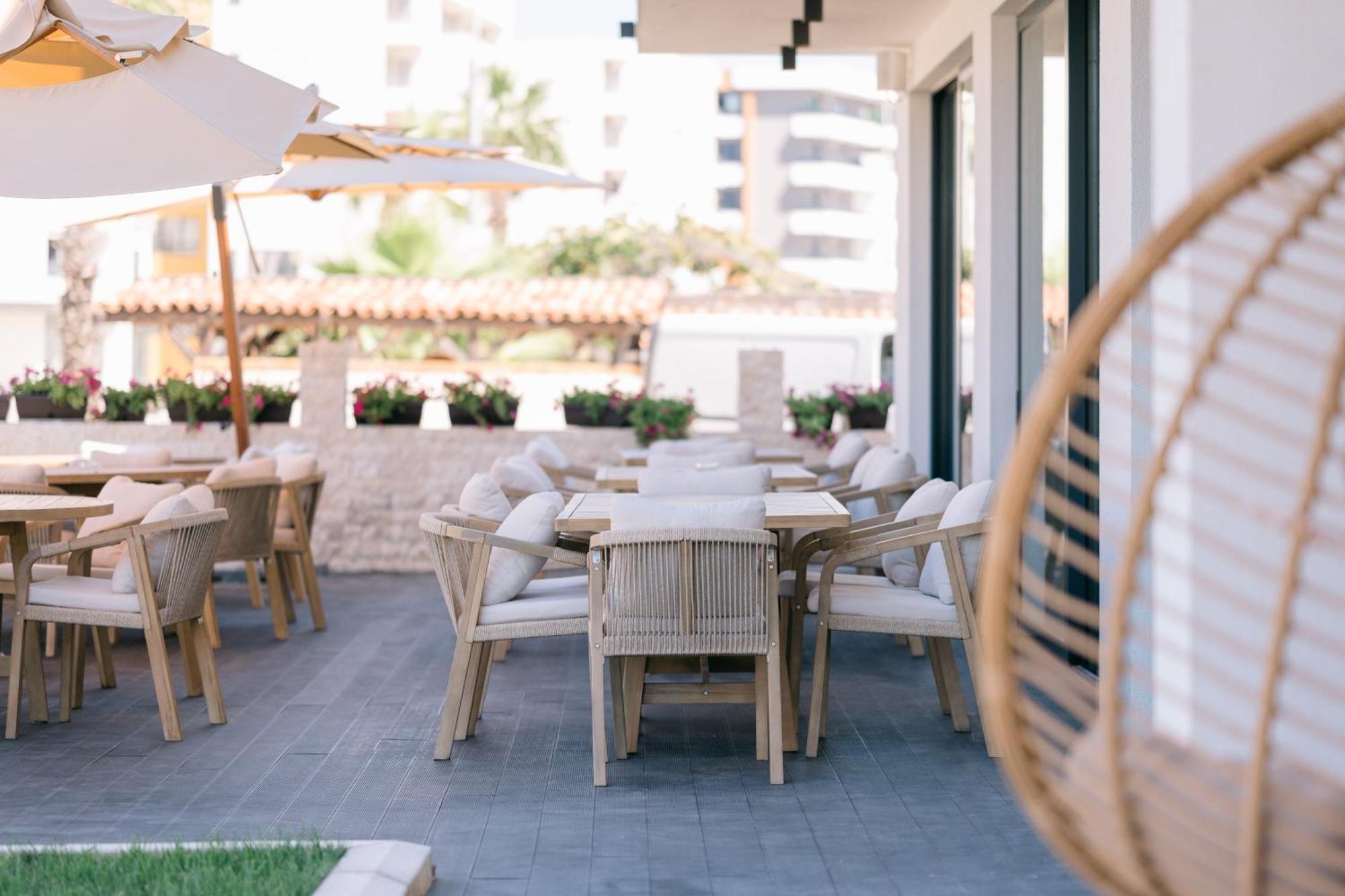 Hotel Teuta Ulcinj Buitenkant foto