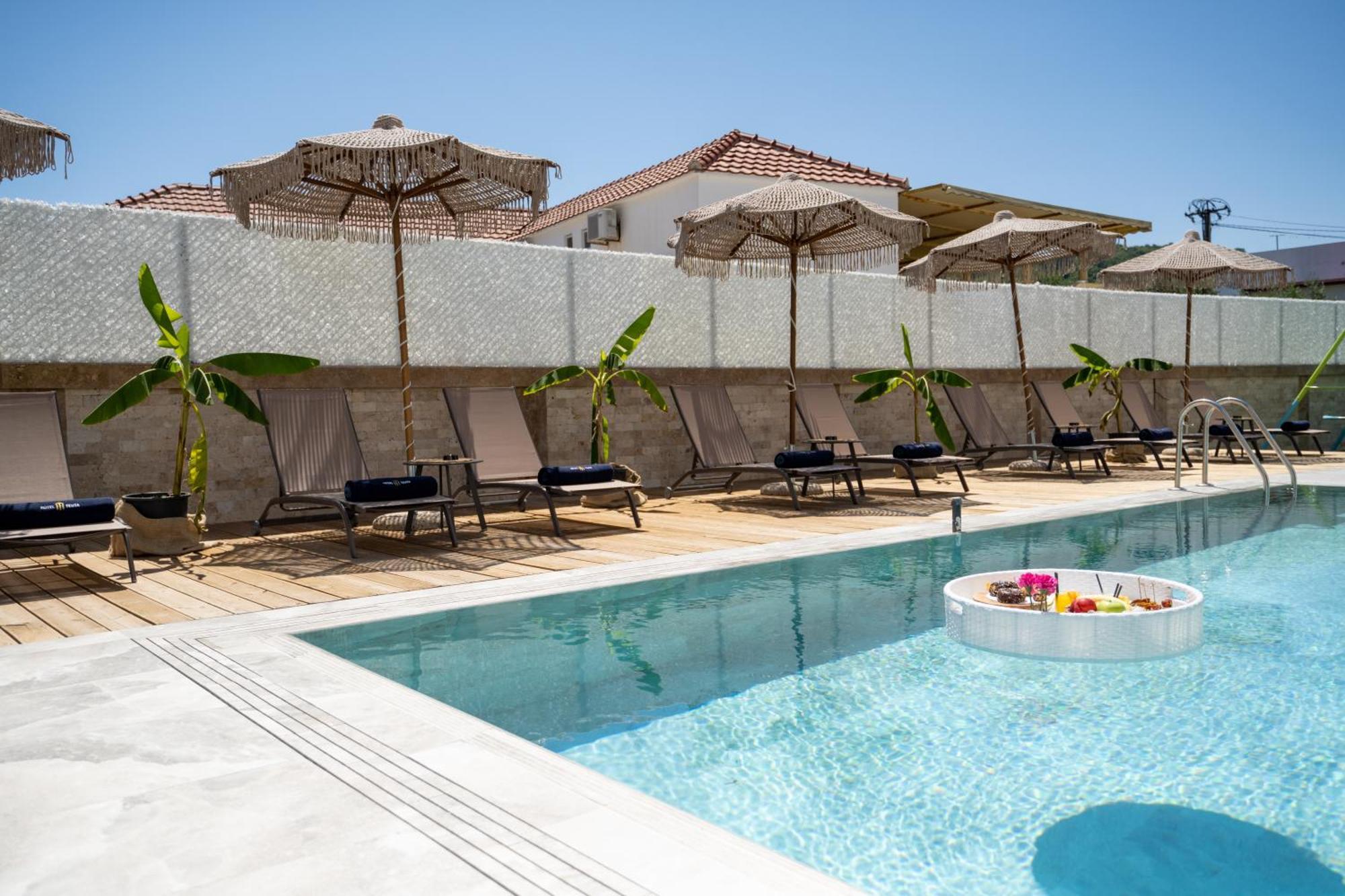 Hotel Teuta Ulcinj Buitenkant foto